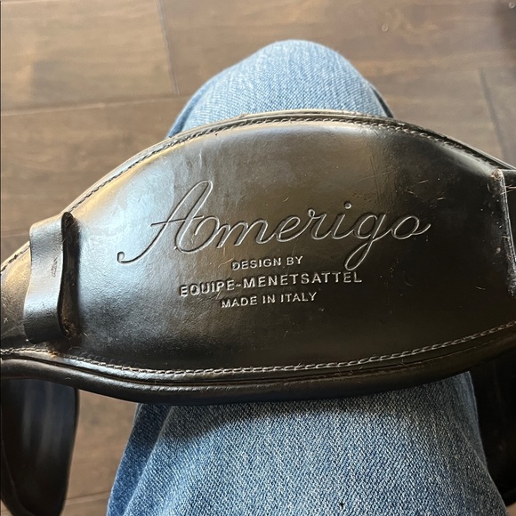 Other - Amerigo Black Leather 70 Dressage Girth